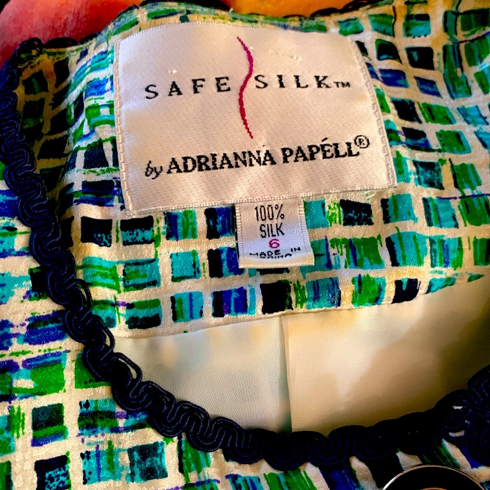 Safe silk by Adrianna Papell 100 silk - Picture 2 of 5